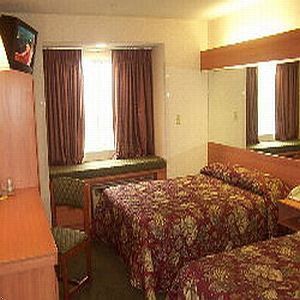 Hotel Super 8 By Wyndham Columbus West Chambre photo